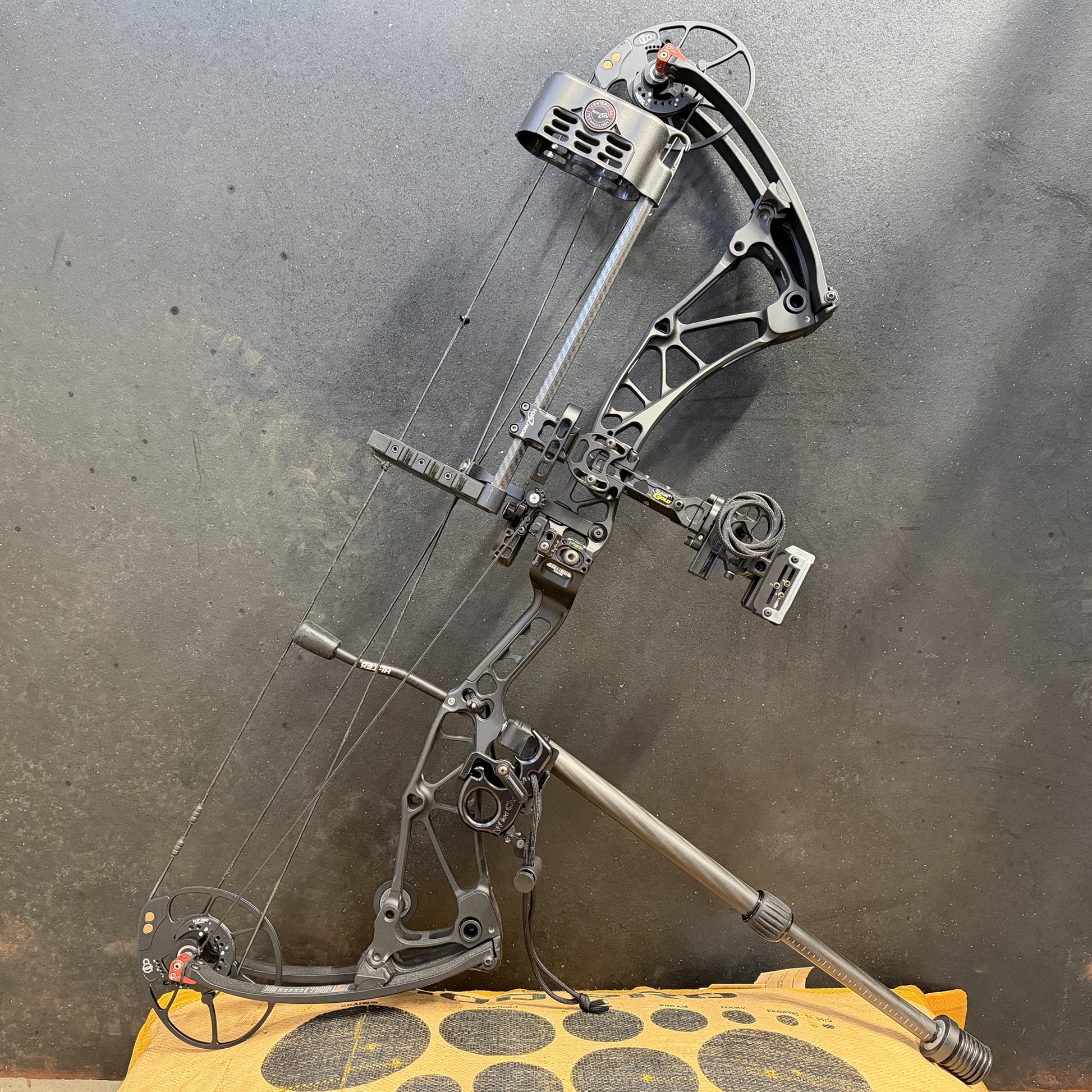 Bowtech Revolt X Black