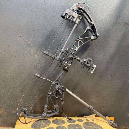 Bowtech Revolt X Black