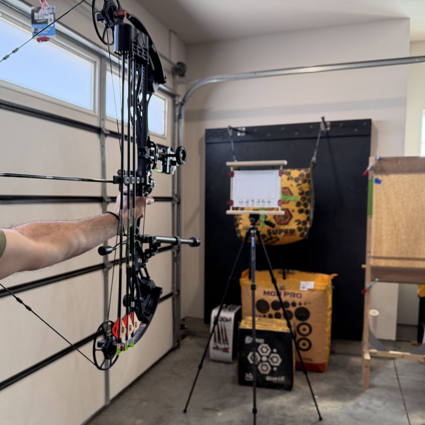 Person paper tuning with the Revelation Archery paper tuning system